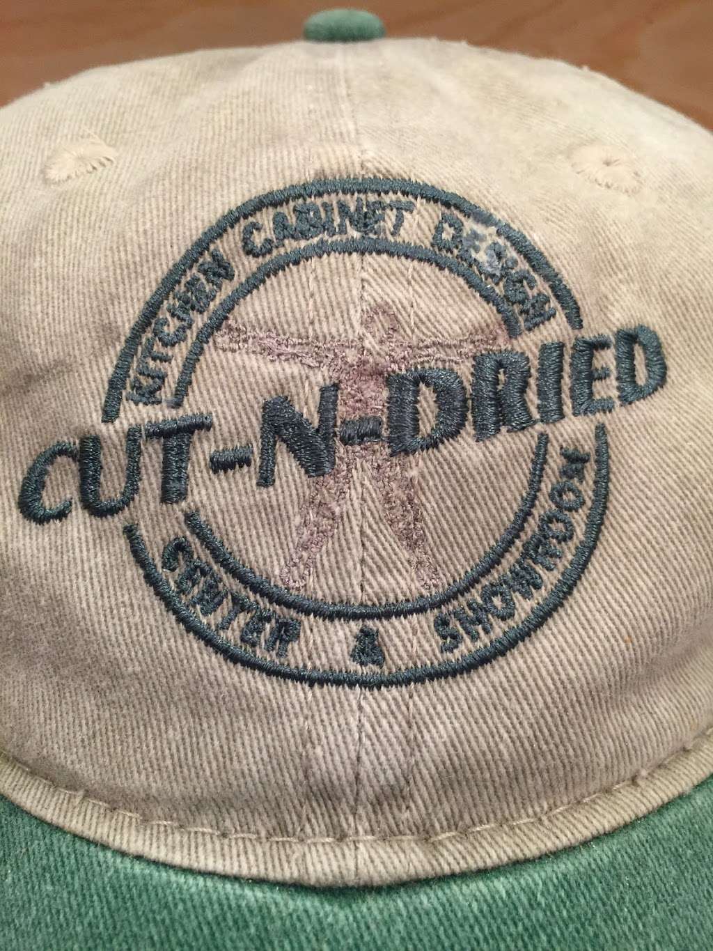 Cut-n-Dried | 107 Clover St, Lake Jackson, TX 77566, USA | Phone: (979) 373-4273