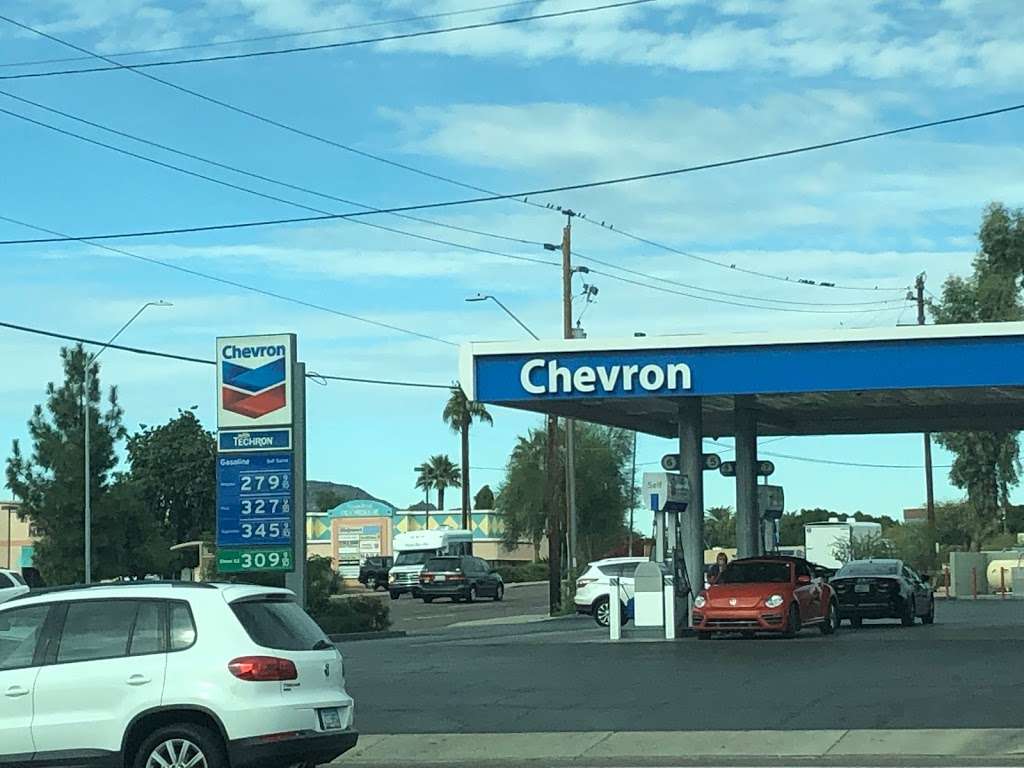 Chevron Phoenix | 7001 N 16th St, Phoenix, AZ 85020, USA | Phone: (602) 944-8765