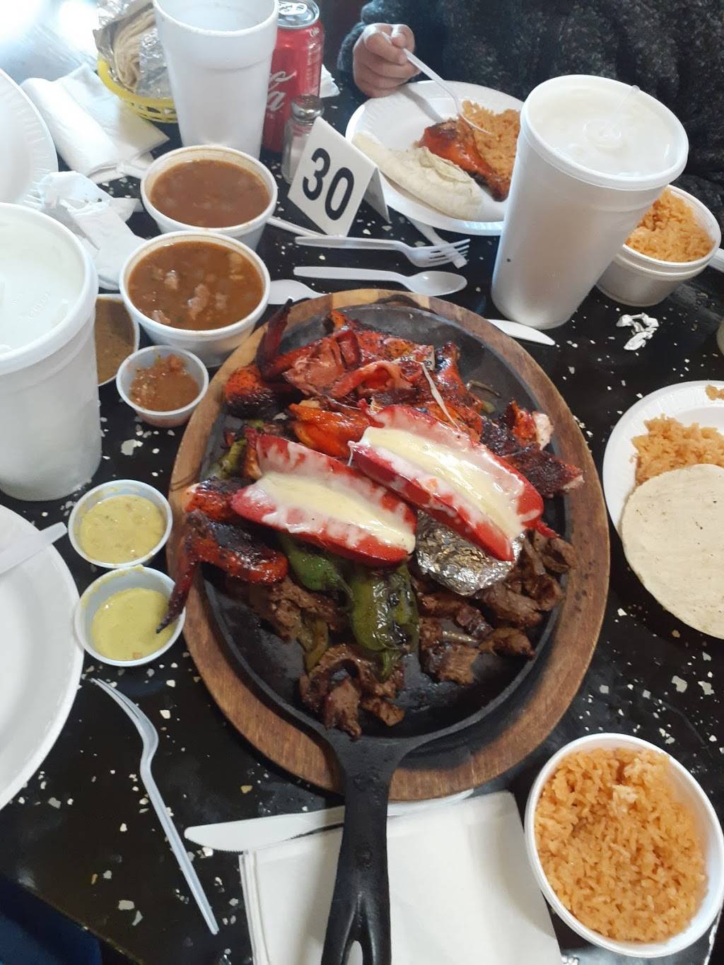 Pollos Asados de Sinaloa | 6020 S Flores St, San Antonio, TX 78214, USA | Phone: (210) 370-2591