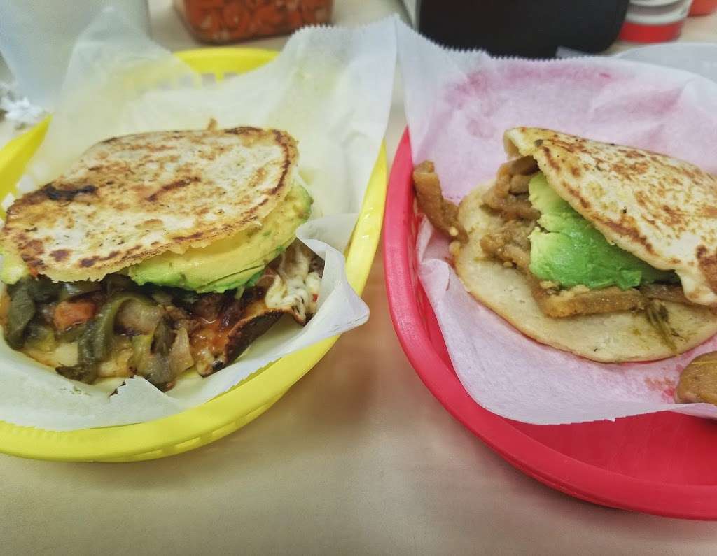 Taqueria Aguascalientes | 2809 Broadway St, Houston, TX 77017, USA | Phone: (713) 641-4300