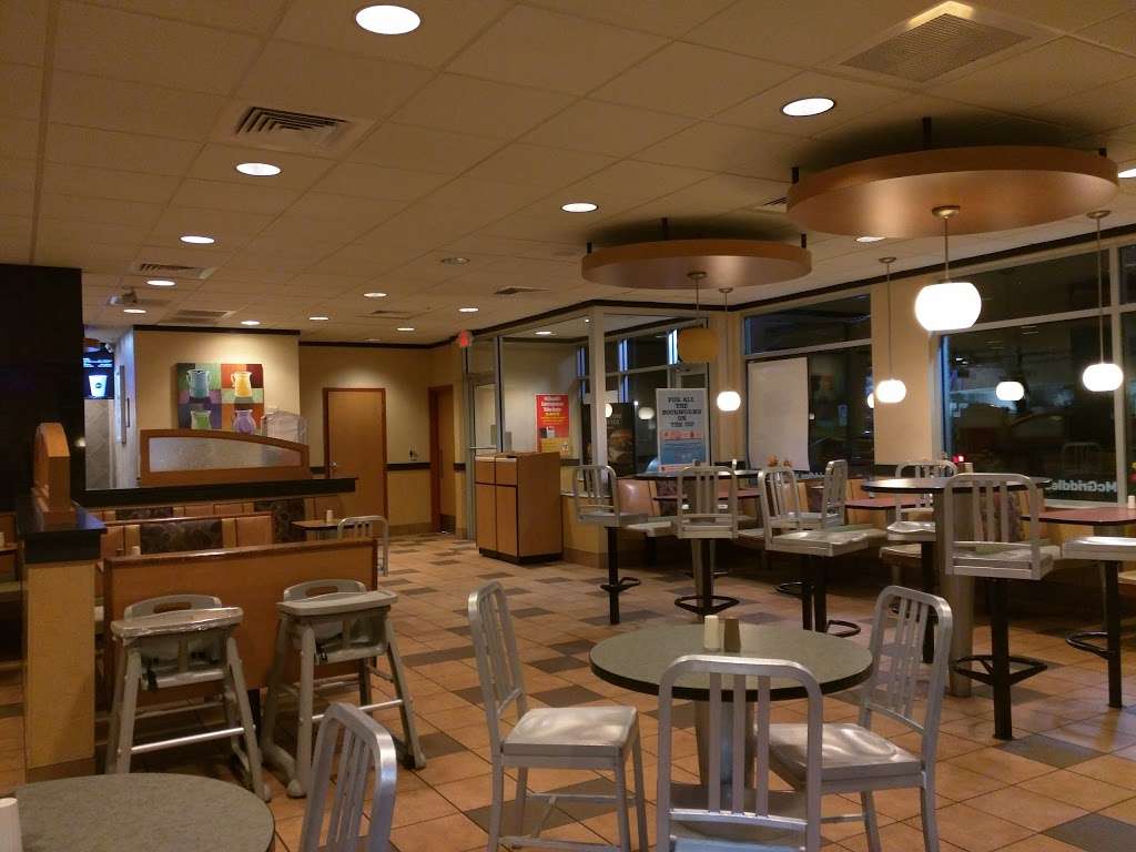 McDonalds | 301 Brunswick Circle Extention, Lawrence Township, NJ 08648, USA | Phone: (609) 394-2800
