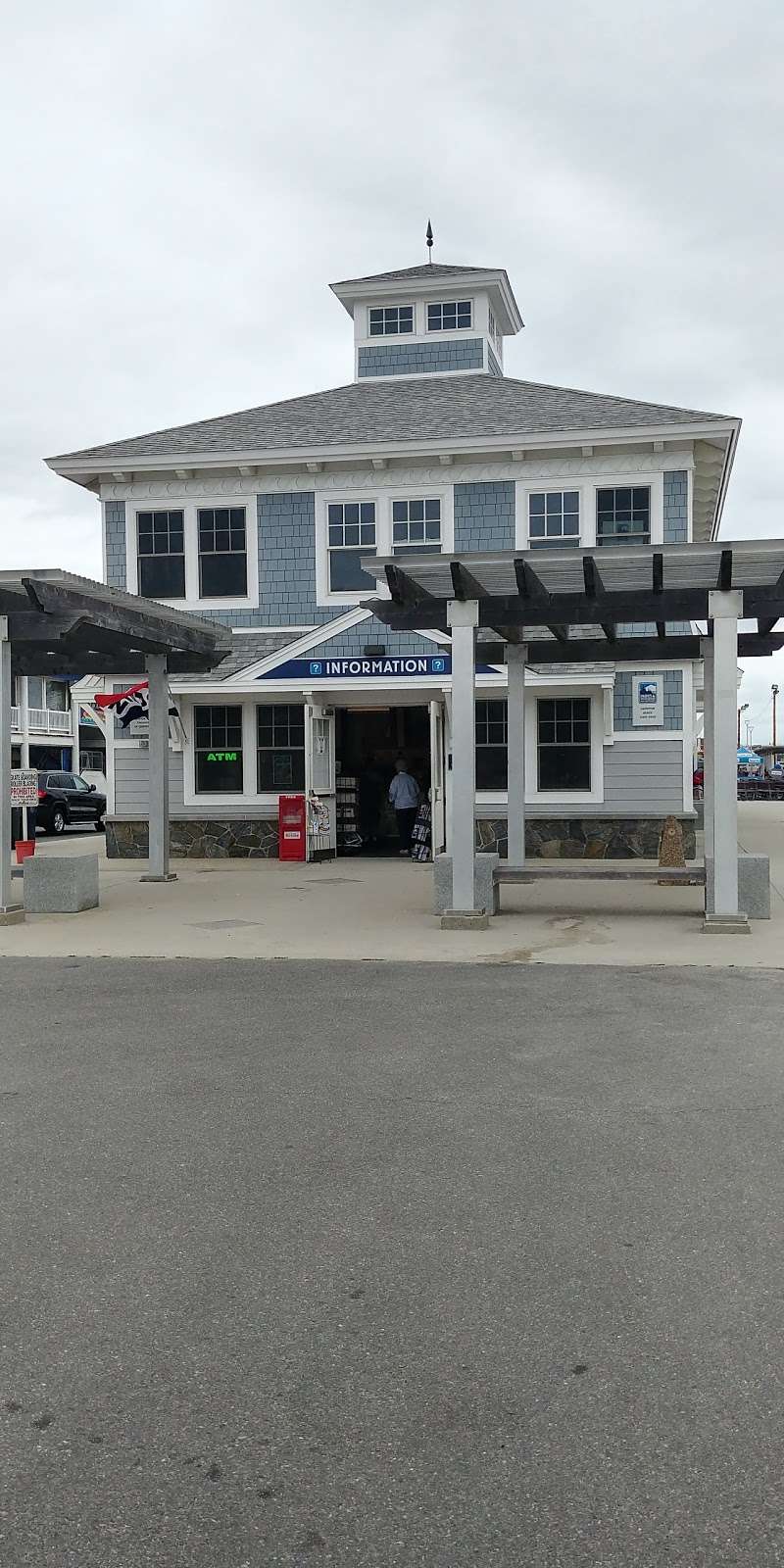 ATM | Ocean Blvd, Hampton, NH 03842, USA