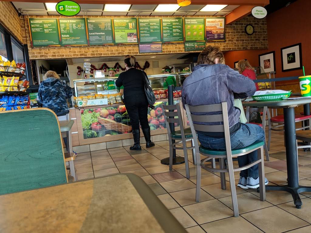 Subway | 7600 Greenhaven Dr Building B Suite 304, Sacramento, CA 95831, USA | Phone: (916) 392-6720