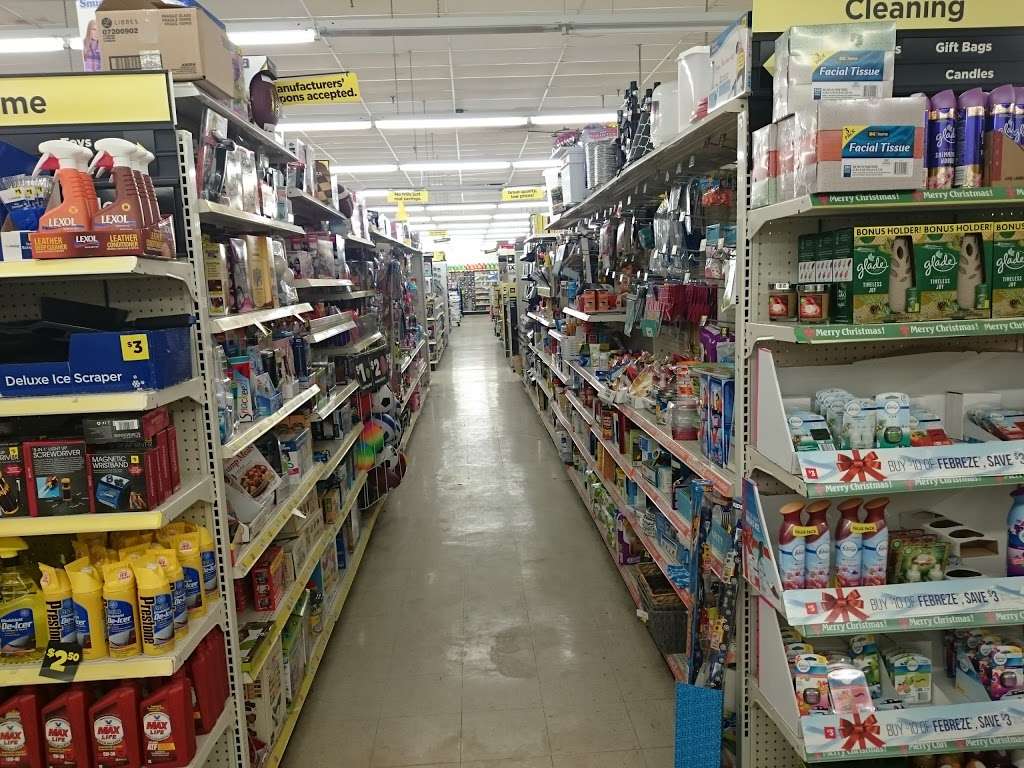 Dollar General | 4401 E 10th St, Indianapolis, IN 46201, USA | Phone: (317) 351-0027