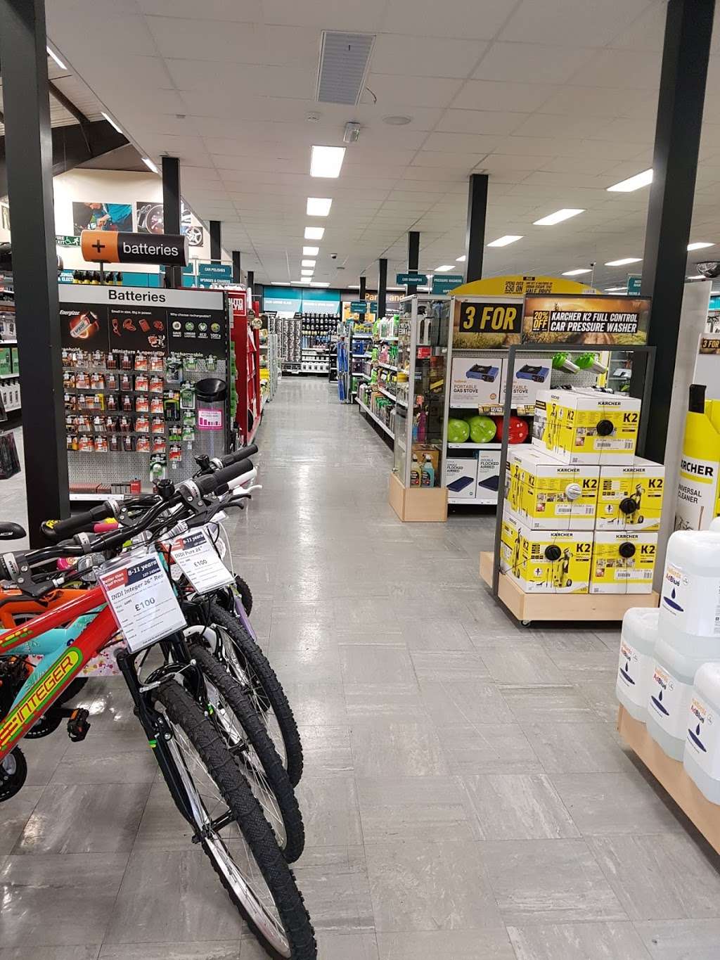 Halfords - Croydon Purley Way Store | 550-570 Purley Way, Croydon CR0 4RF, UK | Phone: 020 8774 4720