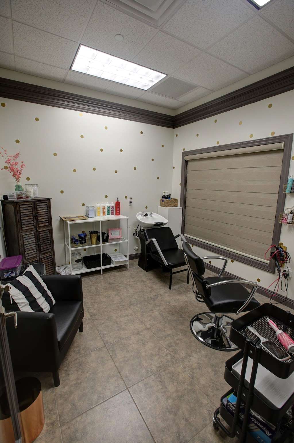 Salon Boutique @ Mesa | 1061 N Dobson Rd #110, Mesa, AZ 85201 | Phone: (602) 300-2670