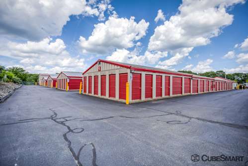 CubeSmart Self Storage | 500 Providence Hwy, Walpole, MA 02081 | Phone: (508) 668-4444