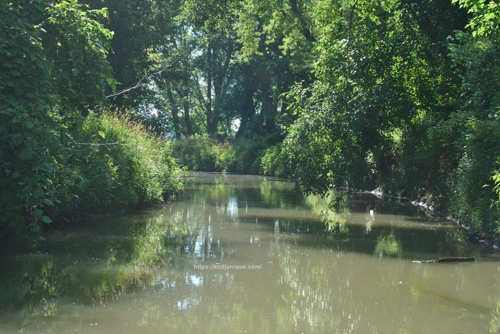 River Shelter | Parkville, MO 64152, USA