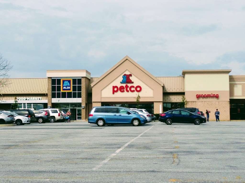 Petco | 400 Englar Rd, Westminster, MD 21157 | Phone: (410) 871-2405