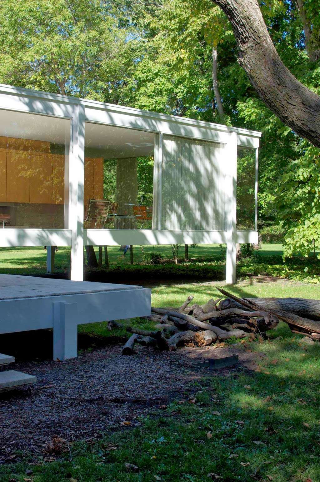 Farnsworth House | 14520 River Rd, Plano, IL 60545, USA | Phone: (630) 552-0052