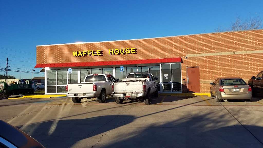 Waffle House | 7305 Broadway St, Pearland, TX 77581, USA | Phone: (832) 736-9235