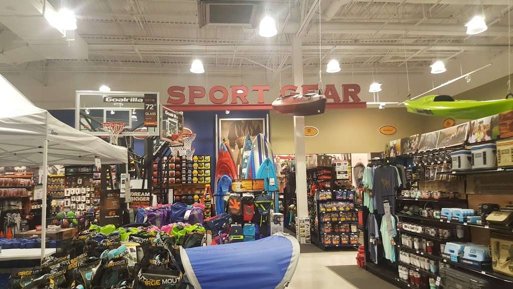 DICKS Sporting Goods | 11080 Mall Cir, Waldorf, MD 20603, USA | Phone: (301) 885-1762