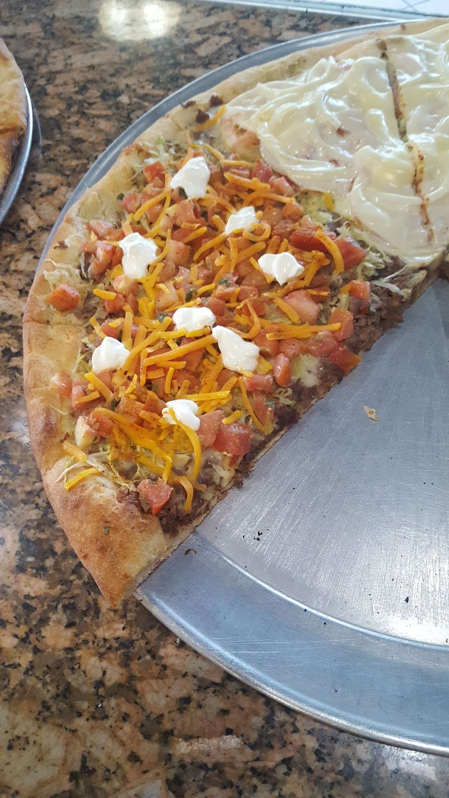 La Matta Pizza | 681 E Evesham Rd, Runnemede, NJ 08078, USA | Phone: (856) 402-2694