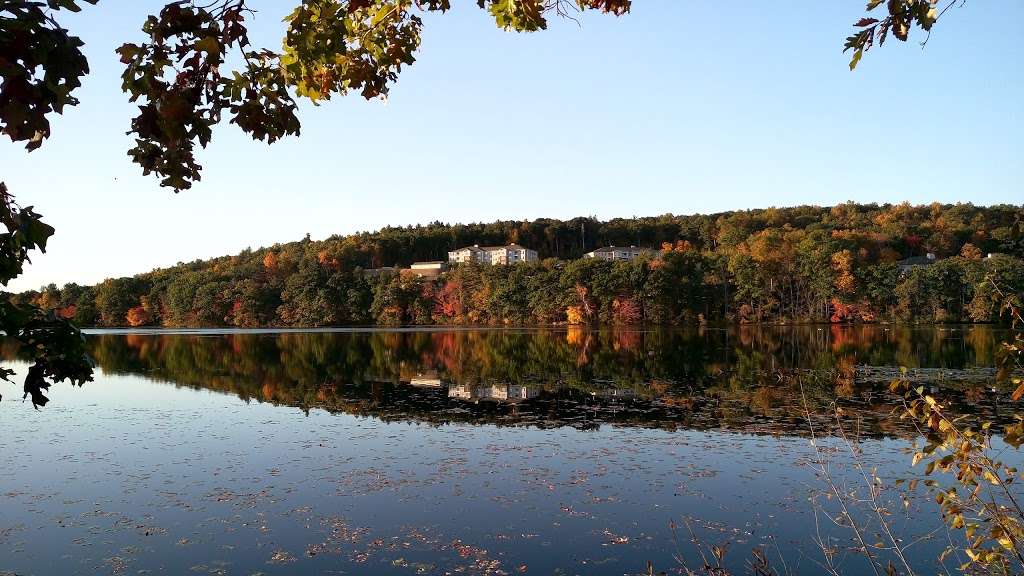 Ames Pond Corp Park | Tewksbury, MA 01876, USA