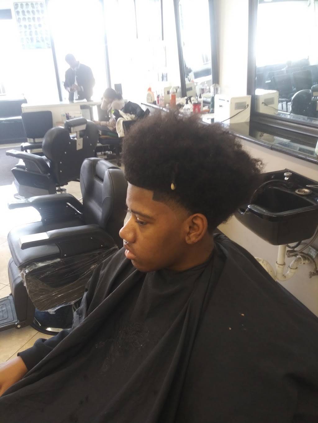 Last Minute Cuts School | 2195 S 3rd St, Memphis, TN 38109, USA | Phone: (901) 774-9699