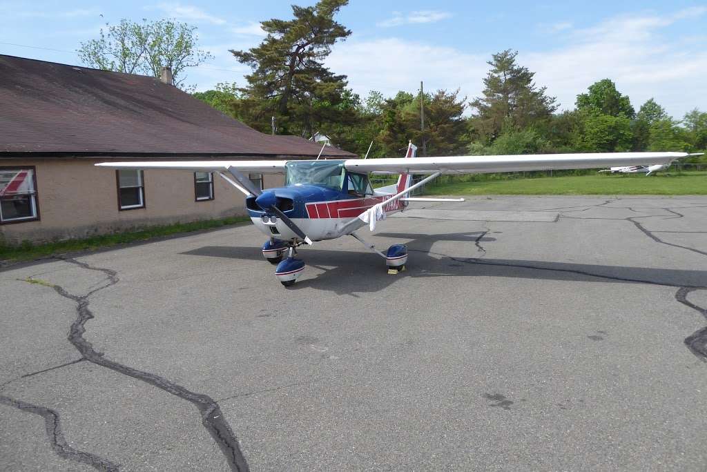 Blairstown Airport-1N7 | 36 Lambert Rd #2, Blairstown, NJ 07825, USA | Phone: (908) 362-8965