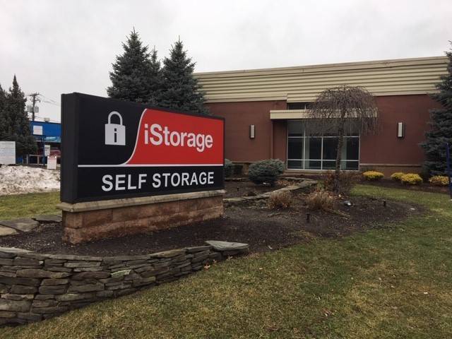 iStorage Self Storage | 4349 Monticello Blvd, South Euclid, OH 44121, USA | Phone: (216) 716-2357