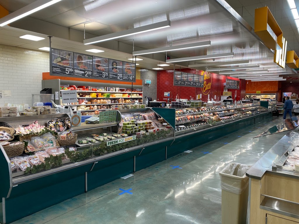 Super King Markets - supermarket  | Photo 4 of 7 | Address: 2741 W MacArthur Blvd, Santa Ana, CA 92704, USA | Phone: (714) 597-7651