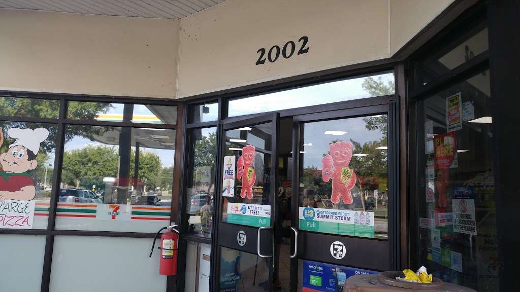 7-Eleven | 2002 N, FL-19, Eustis, FL 32726, USA | Phone: (352) 357-1303