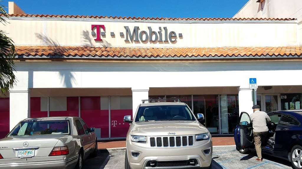 T-Mobile | 1900 Okeechobee Blvd Ste C10, West Palm Beach, FL 33409, USA | Phone: (561) 478-7988