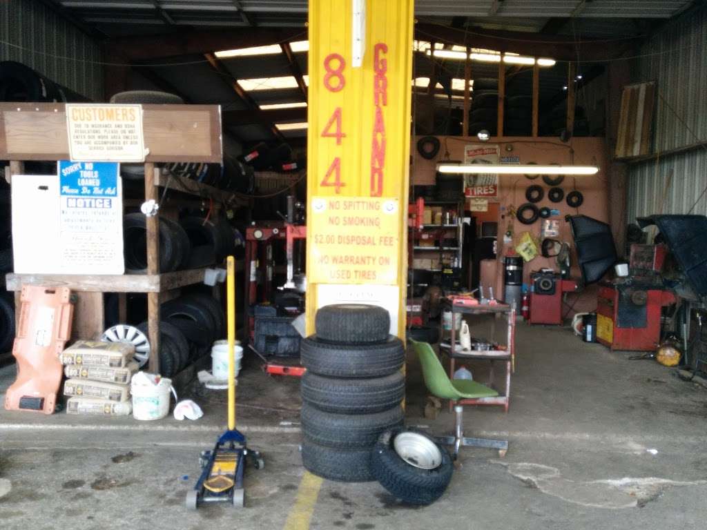 Reds Tire Shop | 844 Grand Ave, Bacliff, TX 77518, USA | Phone: (281) 559-1865