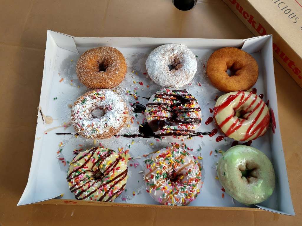 Duck Donuts | 2511 N Harrison St, Arlington, VA 22207 | Phone: (703) 300-9174