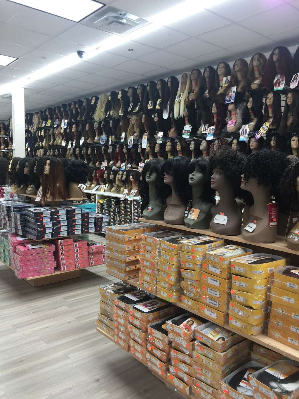 Queens Beauty Supply | 18900 Dallas Pkwy #150, Dallas, TX 75287, USA | Phone: (214) 221-2266