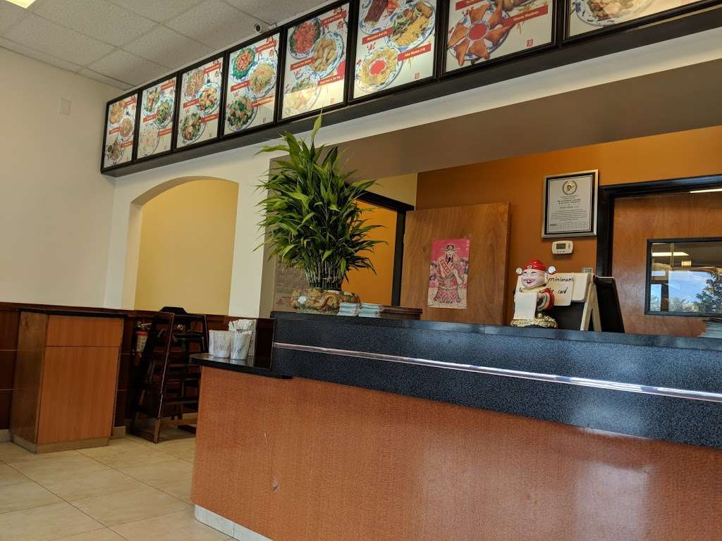 Eastern Garden Chinese Restaurant | 5420 Deep Lake Rd, Oviedo, FL 32765, USA | Phone: (407) 657-8168