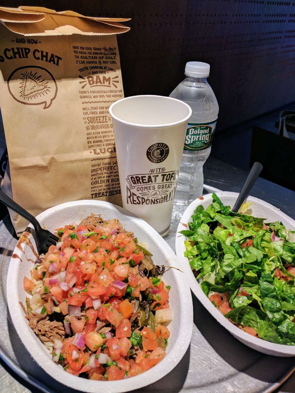 Chipotle Mexican Grill | 371 Putnam Pike, Smithfield, RI 02917, USA | Phone: (401) 233-6701