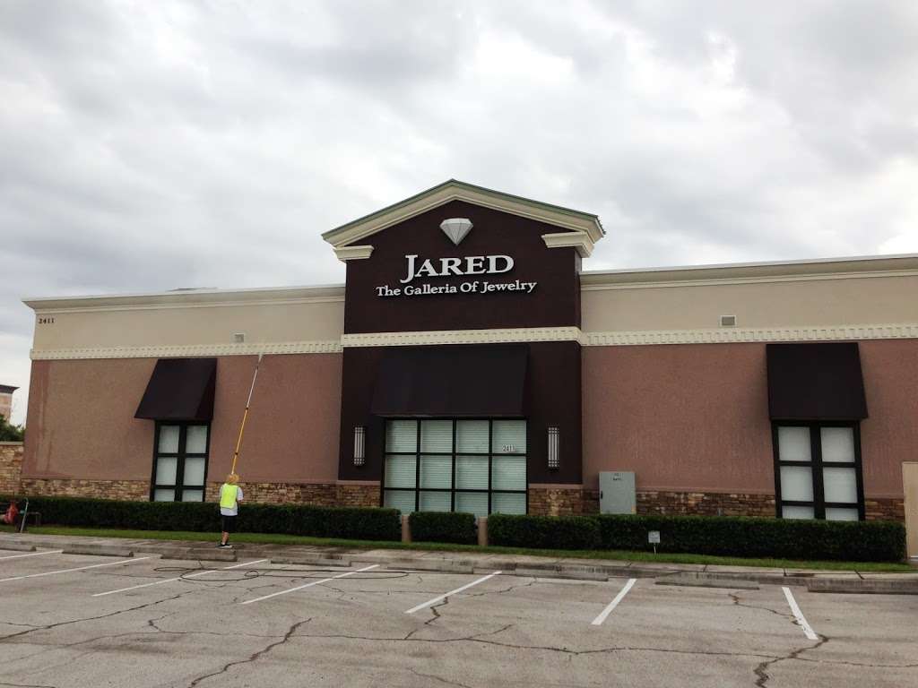 Loop West Shopping Center | 2001 W Osceola Pkwy, Kissimmee, FL 34741 | Phone: (407) 343-9223