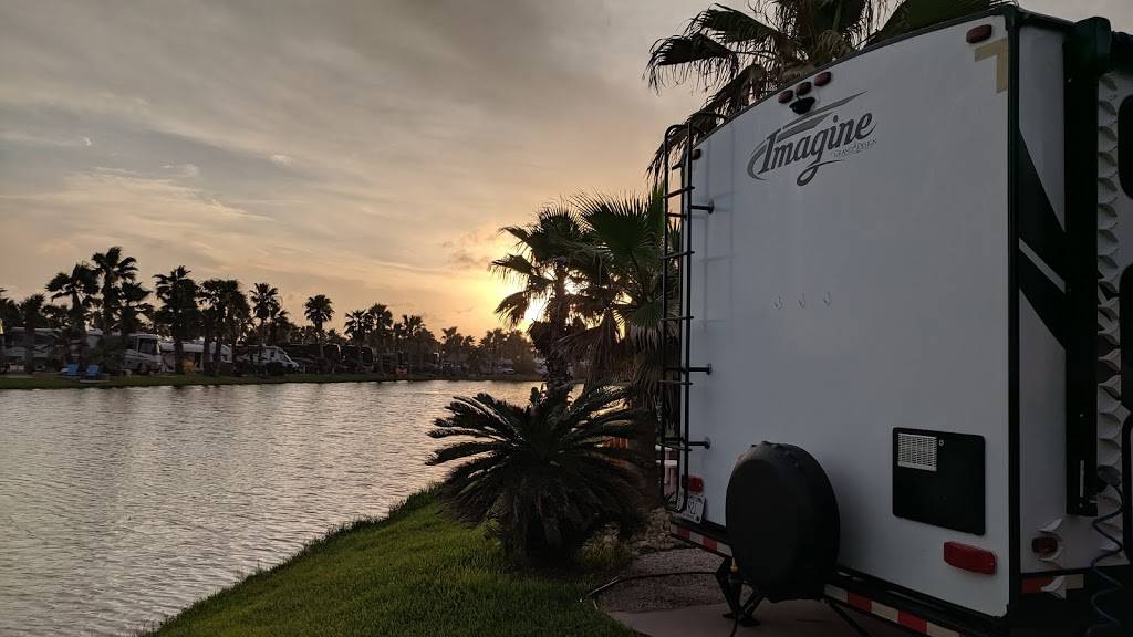 Gulf Waters Beach Front RV Resort | 5601 TX-361, Port Aransas, TX 78373, USA | Phone: (361) 749-4978