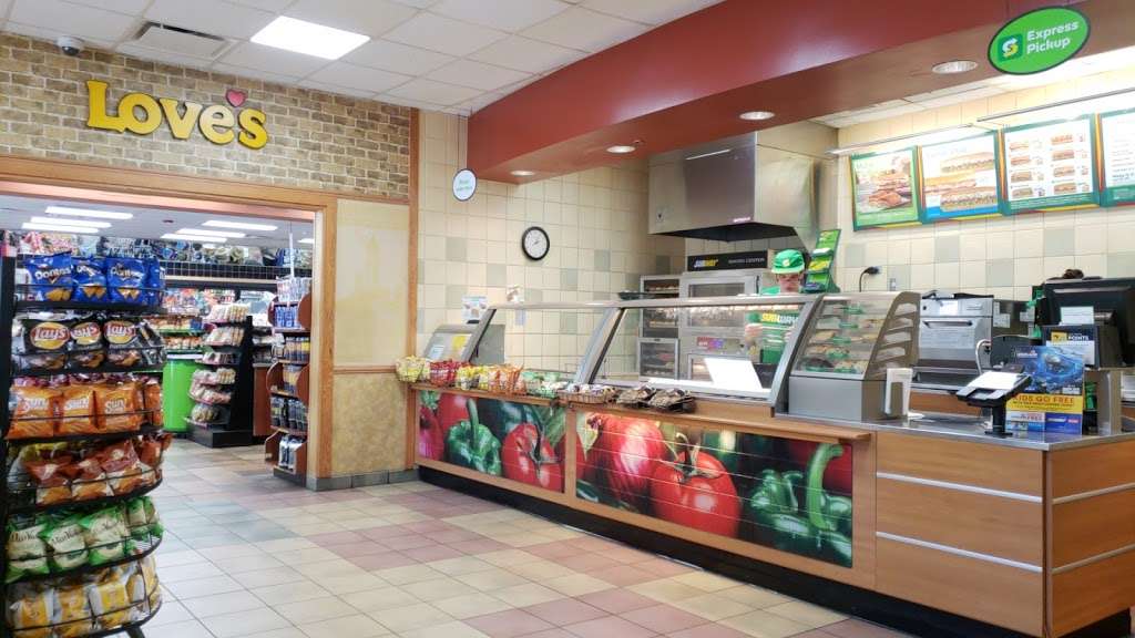 Loves Travel Stop | 2000 E Tehachapi Blvd, Tehachapi, CA 93561 | Phone: (661) 823-1484