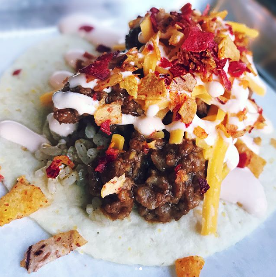 Nosh & Grog | 21 North St, Medfield, MA 02052, USA | Phone: (508) 359-4100