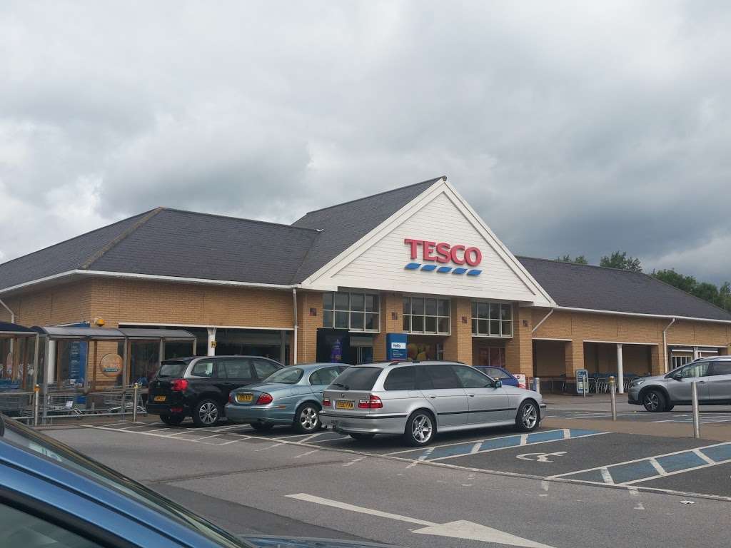 Tesco Superstore | Mandeville Way, Basildon, Langdon Hills, Basildon SS15 6TJ, UK | Phone: 0345 677 9041