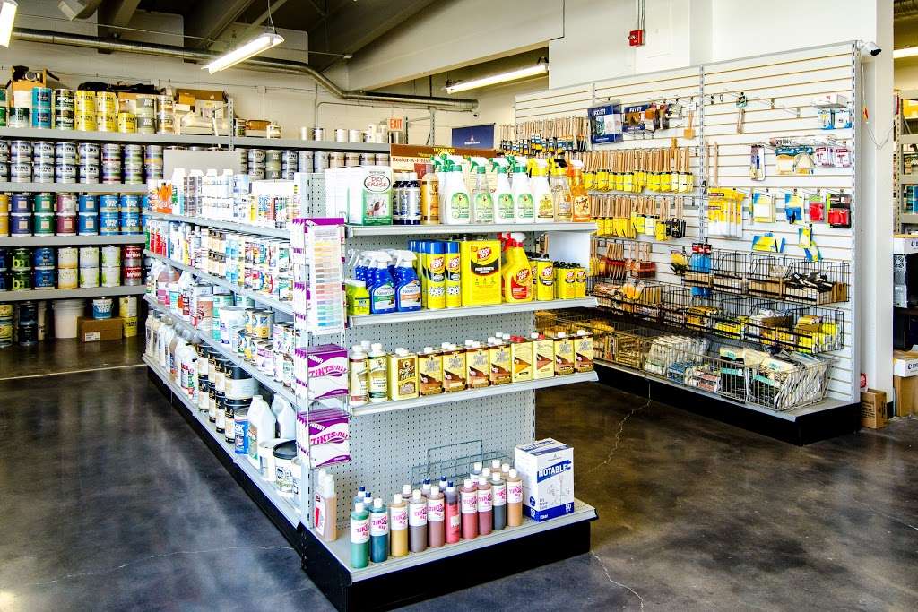 Monarch Paint & Design Centers | 1505 NY Ave NE, behind PETCO at 2002 Walt Lincoln Way, Washington, DC 20002, USA | Phone: (202) 289-1601