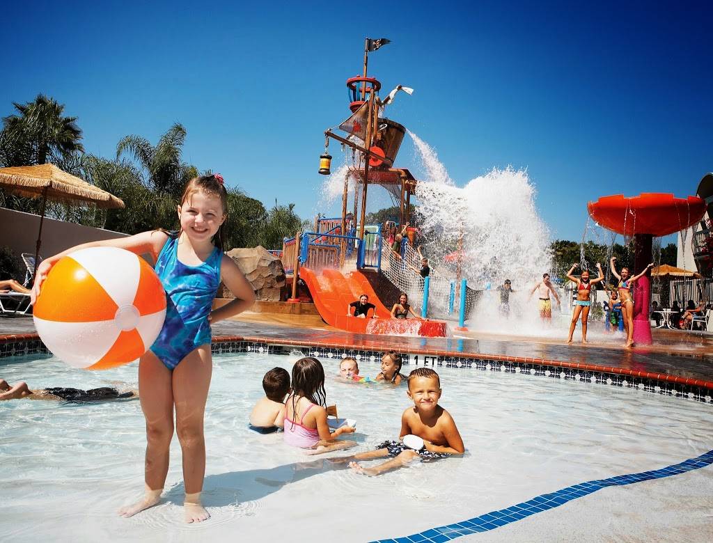 Howard Johnson Anaheim Hotel and Water Playground | 1380 S Harbor Blvd, Anaheim, CA 92802, USA | Phone: (714) 776-6120