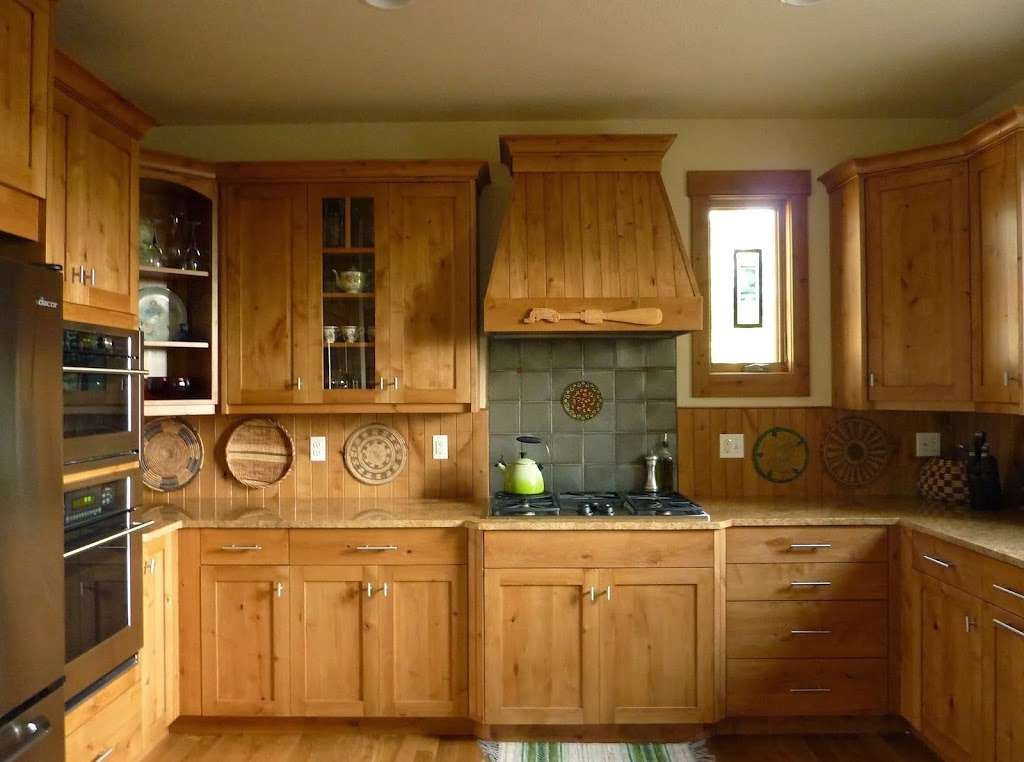 Bauer Mountain Woodworks LLC | 27450 Molly Dr, Conifer, CO 80433, USA | Phone: (303) 838-2338