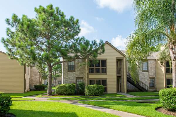 Huntcliff Apartments | 2525 St Christopher Ave, League City, TX 77573, USA | Phone: (281) 332-5916