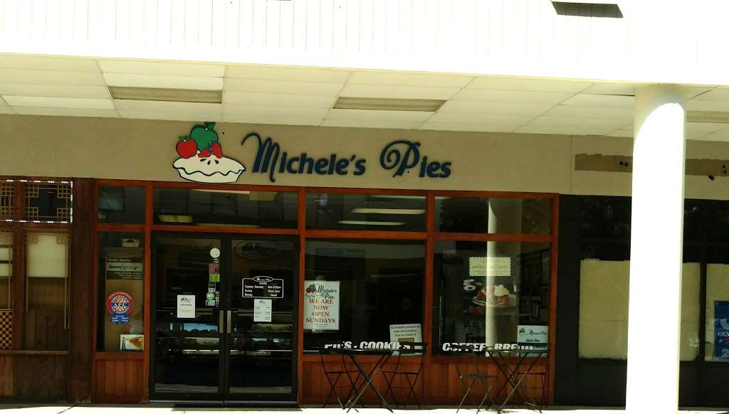 Micheles Pies | 666 Main Ave, Norwalk, CT 06851, USA | Phone: (203) 354-7144