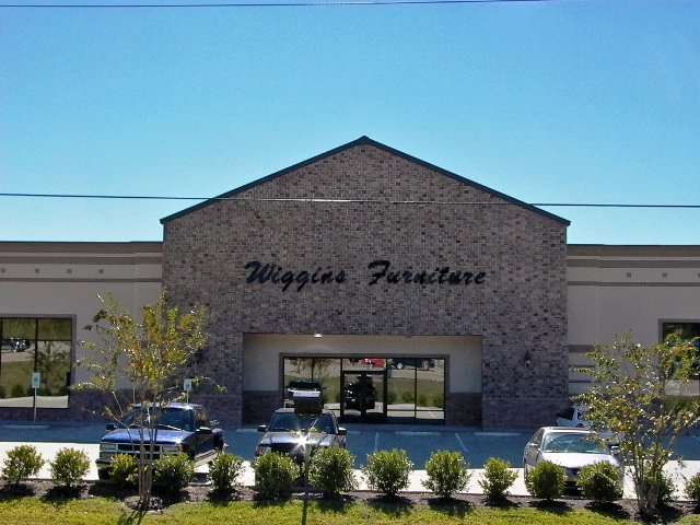 Wiggins Furniture & Mattress | 5459 W Davis St, Conroe, TX 77304, USA | Phone: (936) 441-1959