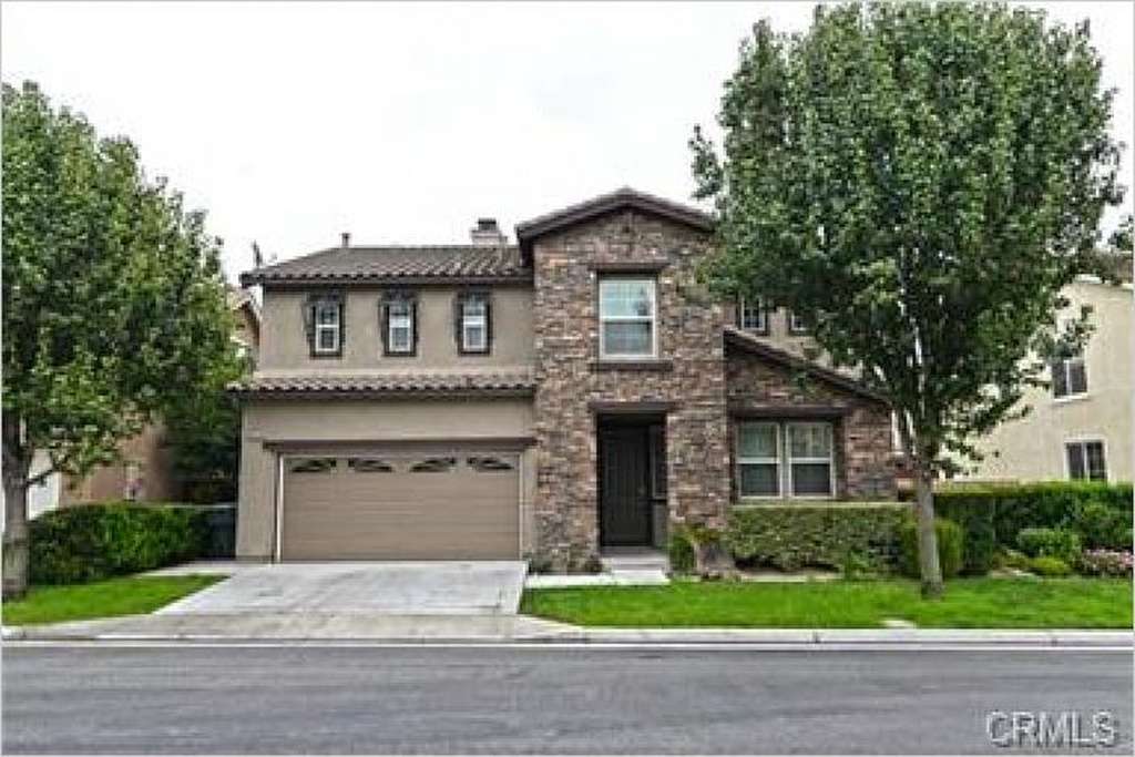 Vantage Realty - Andrew William Martinez | 5857 Pine Ave Ste B, Chino Hills, CA 91709, USA | Phone: (714) 742-6588