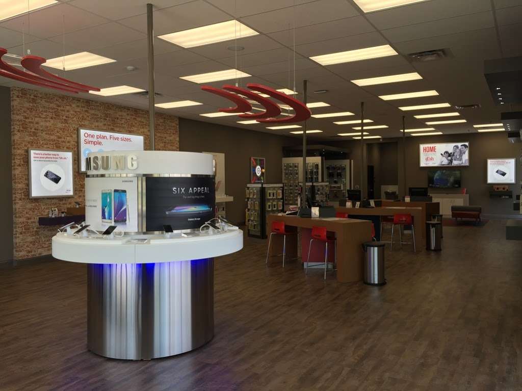 Verizon Authorized Retailer, TCC | 671 E Main St, Danville, IN 46122, USA | Phone: (317) 718-1140