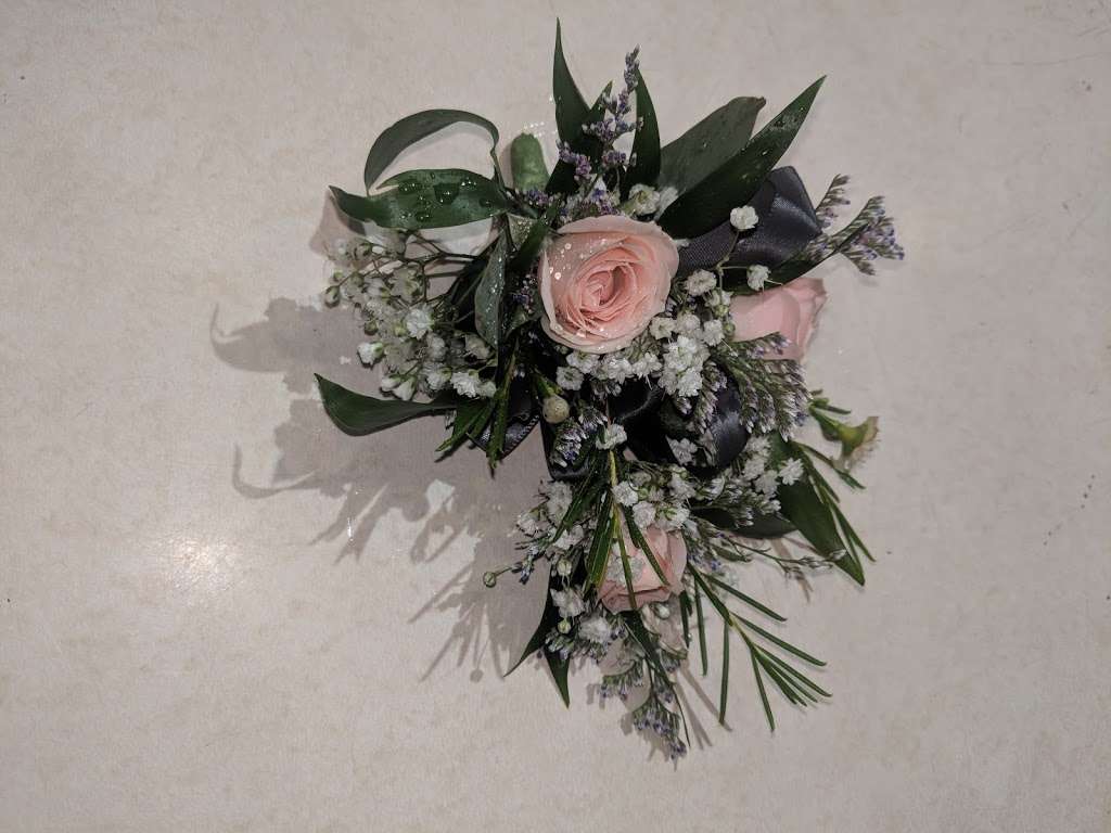 Boulevard Florist | 507 Elms Blvd, Excelsior Springs, MO 64024, USA | Phone: (816) 630-4769