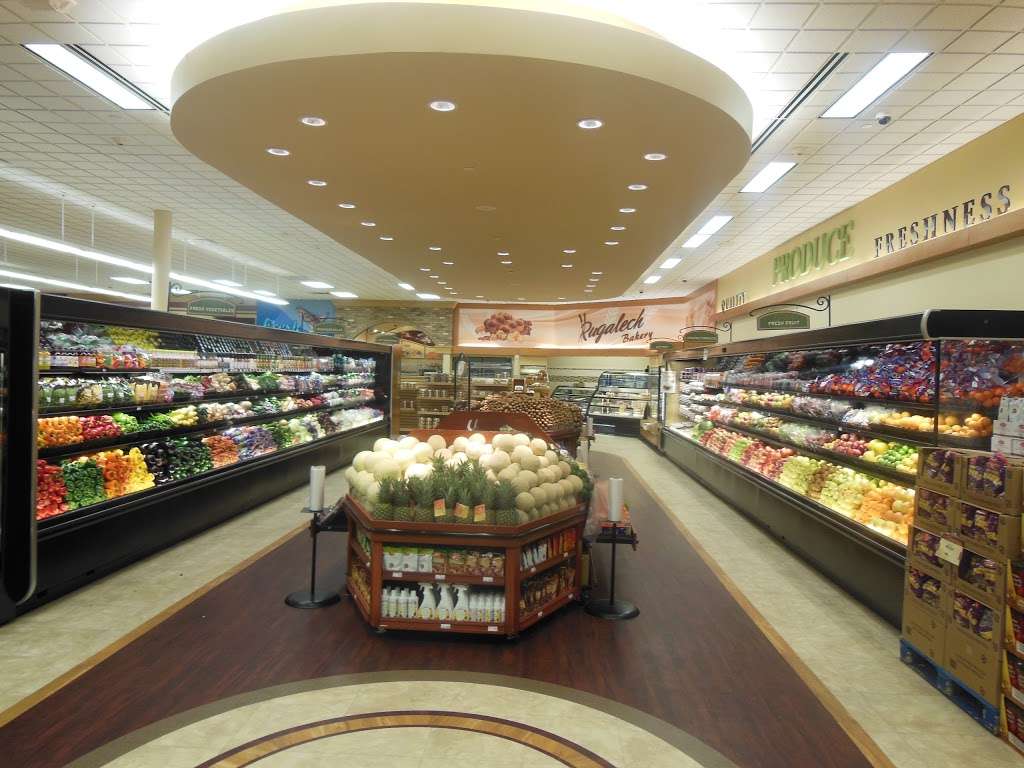 Hatzlacha Supermarket | 80 West St, Spring Valley, NY 10977, USA | Phone: (845) 425-9220