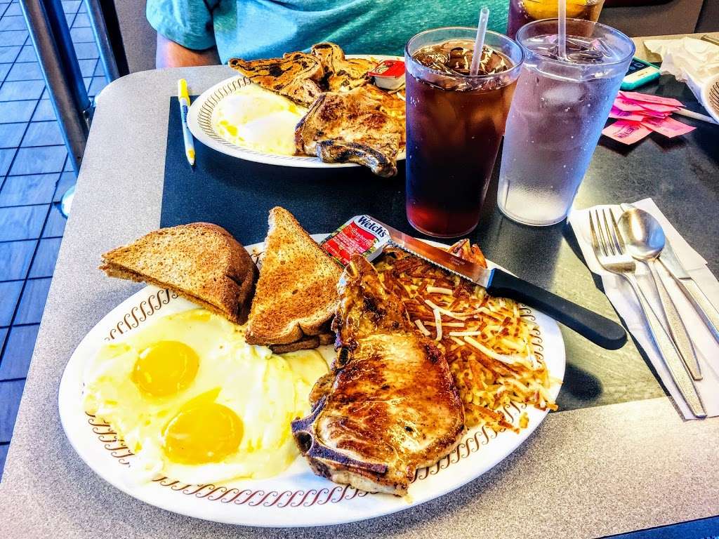 Waffle House | 44215 US-27, Davenport, FL 33897, USA | Phone: (863) 424-1426
