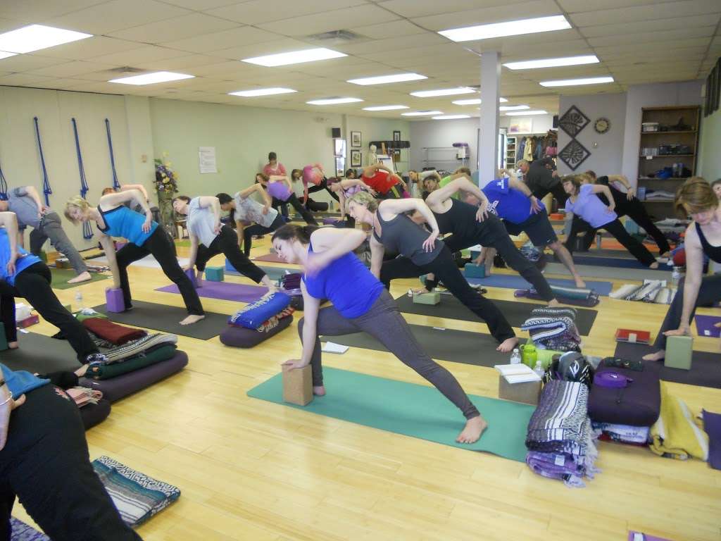 The Yoga Studio | 10400 W 103rd St, Overland Park, KS 66214, USA | Phone: (913) 492-9594