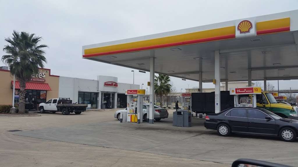 Shell | 7416 S Sam Houston Pkwy W, Houston, TX 77085, USA | Phone: (713) 283-1966