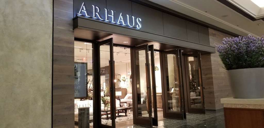 Arhaus | 3101 PGA Boulevard N213, Palm Beach Gardens, FL 33410, USA | Phone: (561) 775-6223