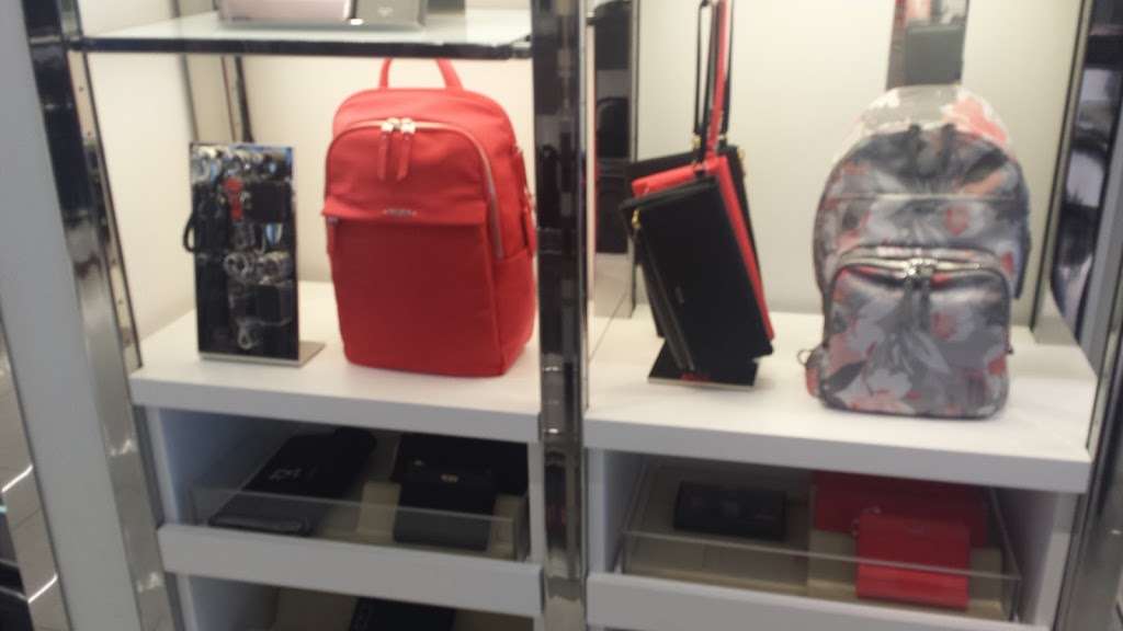 TUMI Charlotte Douglas Airport | 5501 Josh Birmingham Pkwy #21A, Charlotte, NC 28208 | Phone: (704) 359-8771