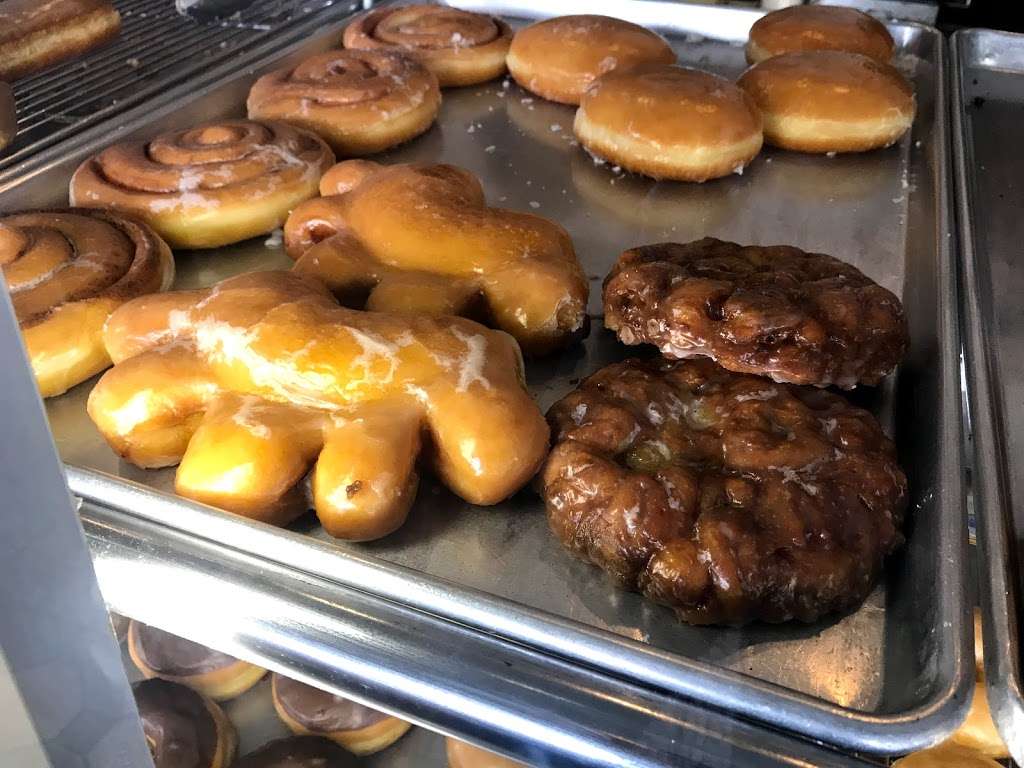 Bernal Bagels & Donuts | 7064 Santa Teresa Blvd, San Jose, CA 95139, USA | Phone: (408) 225-2115